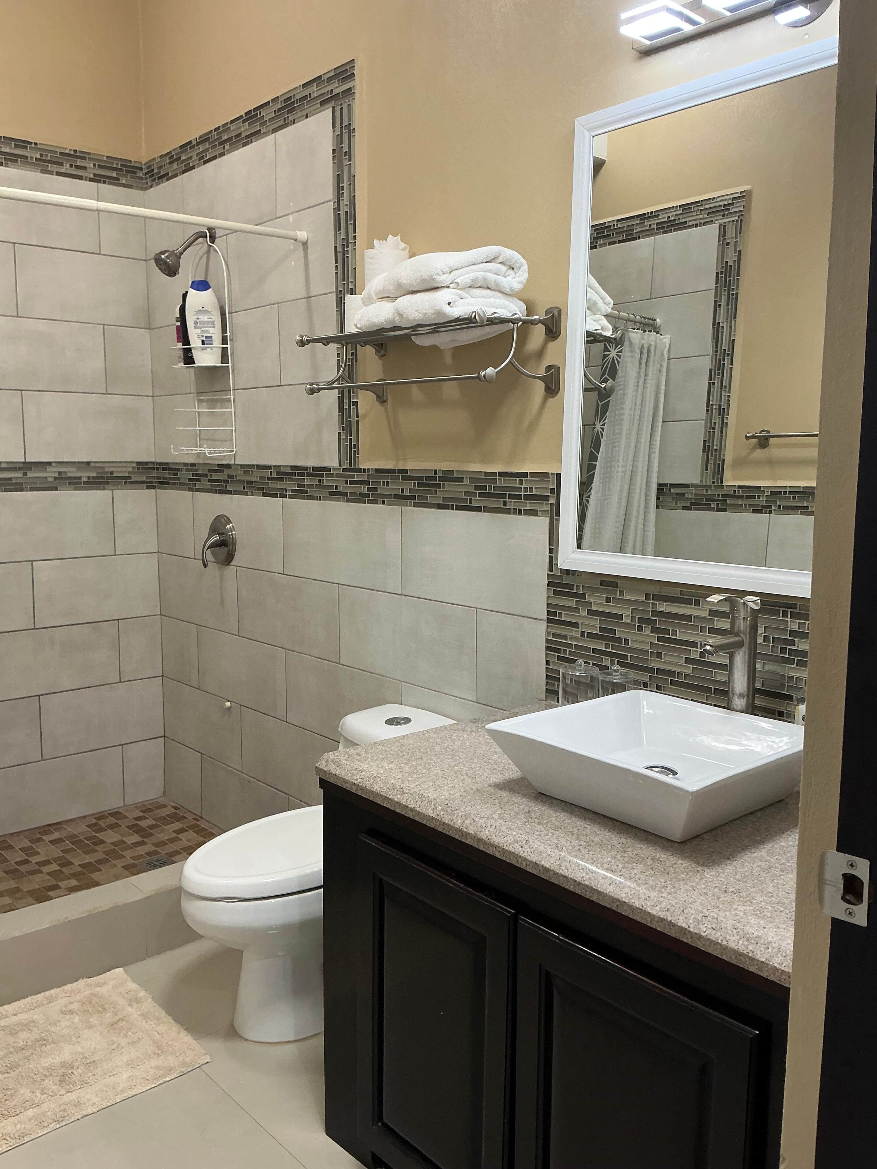 Hair dryer, towels