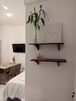 Interior - Flat on a quiet street in Copa! (Rio de Janeiro)