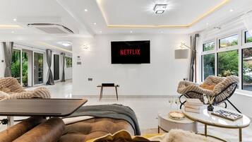 Smart TV