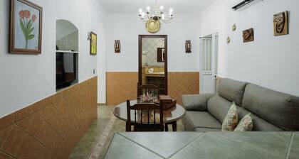 Casa Rural El Castillo – Historic Retreat with Pool in La Puebla de los Infantes