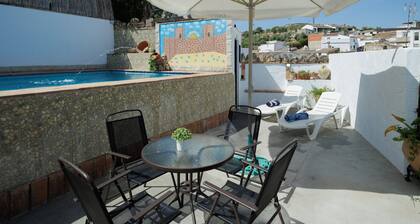 Casa Rural El Castillo – Historic Retreat with Pool in La Puebla de los Infantes