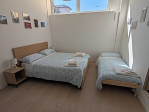 熨斗/熨衫板、Wi-Fi、床單
