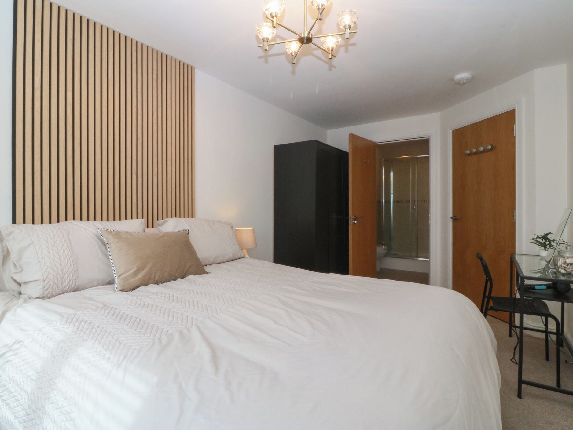2 bedrooms, free WiFi, individually decorated, individually furnished