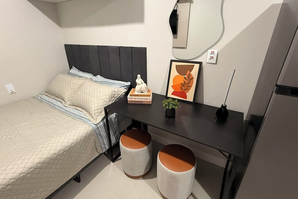 LOFT127 - 01