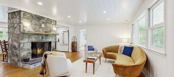 Unplugged Retreat, covered porch, BBQ, firepit