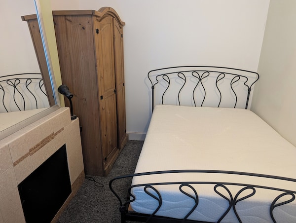 Feltham / Heathrow Room - Hounslow