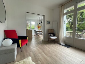 Interior - A Breton house overlooking the beach, fully renovated in 2025 (ST JACUT DE LA MER)