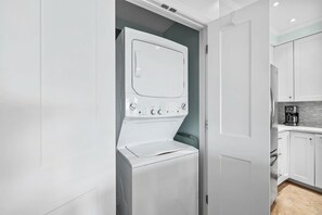 Apartment, Mehrere Betten (Summit at Tops'l 612- Miramar Memorie) | Innenbereich