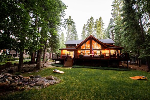Luxury Cabin on Golf Course / Private Spa & Launch