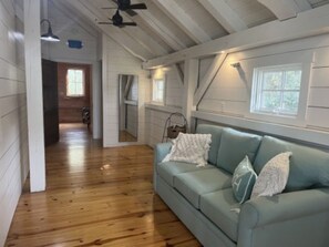Living area - Beautiful Loft with Dock on Intercoastal waterway Gorgeous Sunset  Come by Boat (Daufuskie Island)