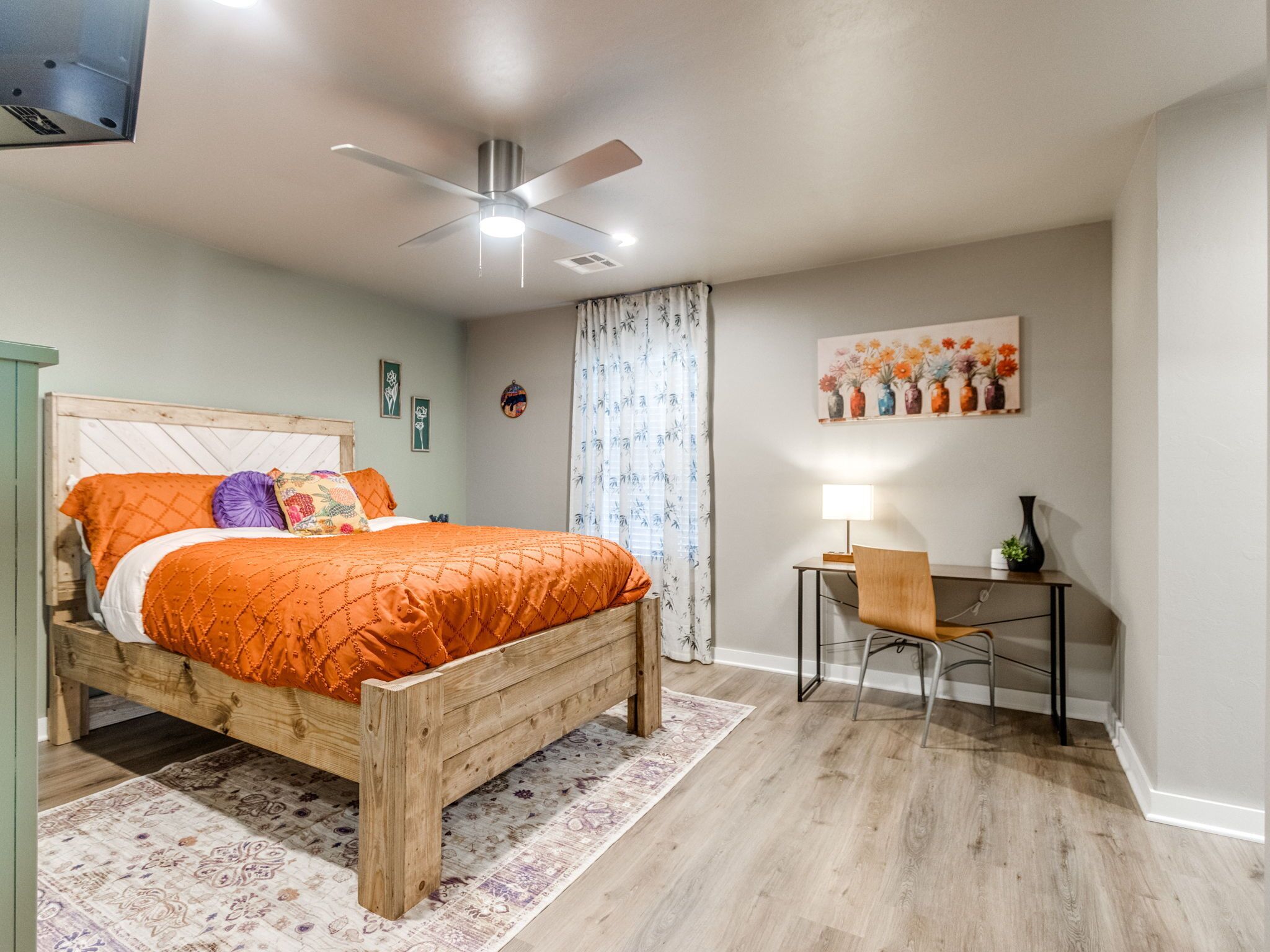 3 Schlafzimmer, Schreibtisch, Bügeleisen/Bügelbrett, kostenloses WLAN