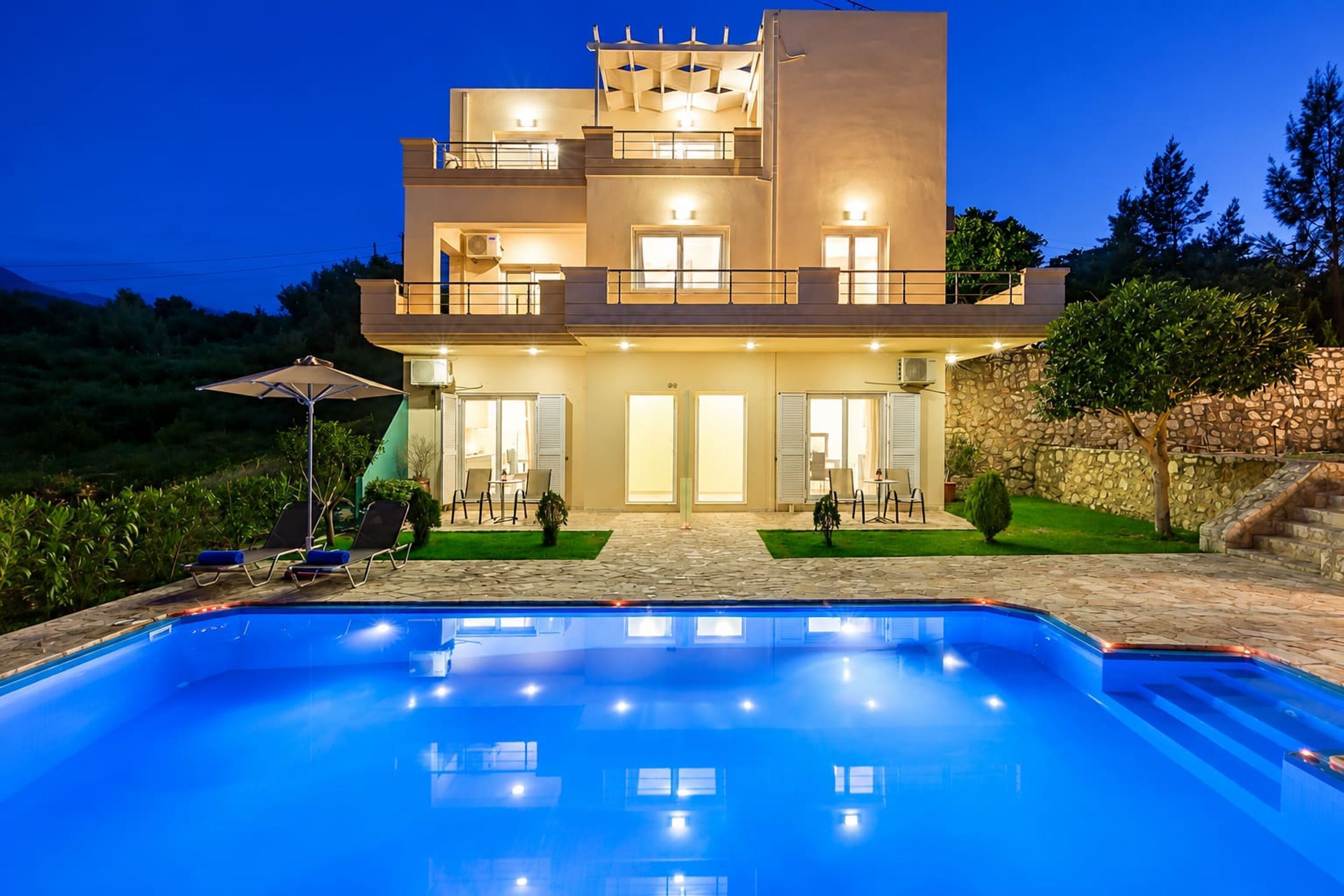 House, Smoking