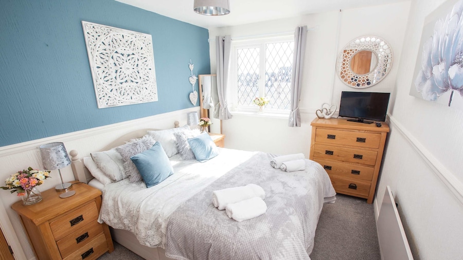 Poachers Cottage Old Tom Cottage Sleeps 12 Dog Friendly Pool Tennis Family Facilities