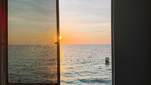 Comfort Double Room, Non Smoking, Ocean View | Interior