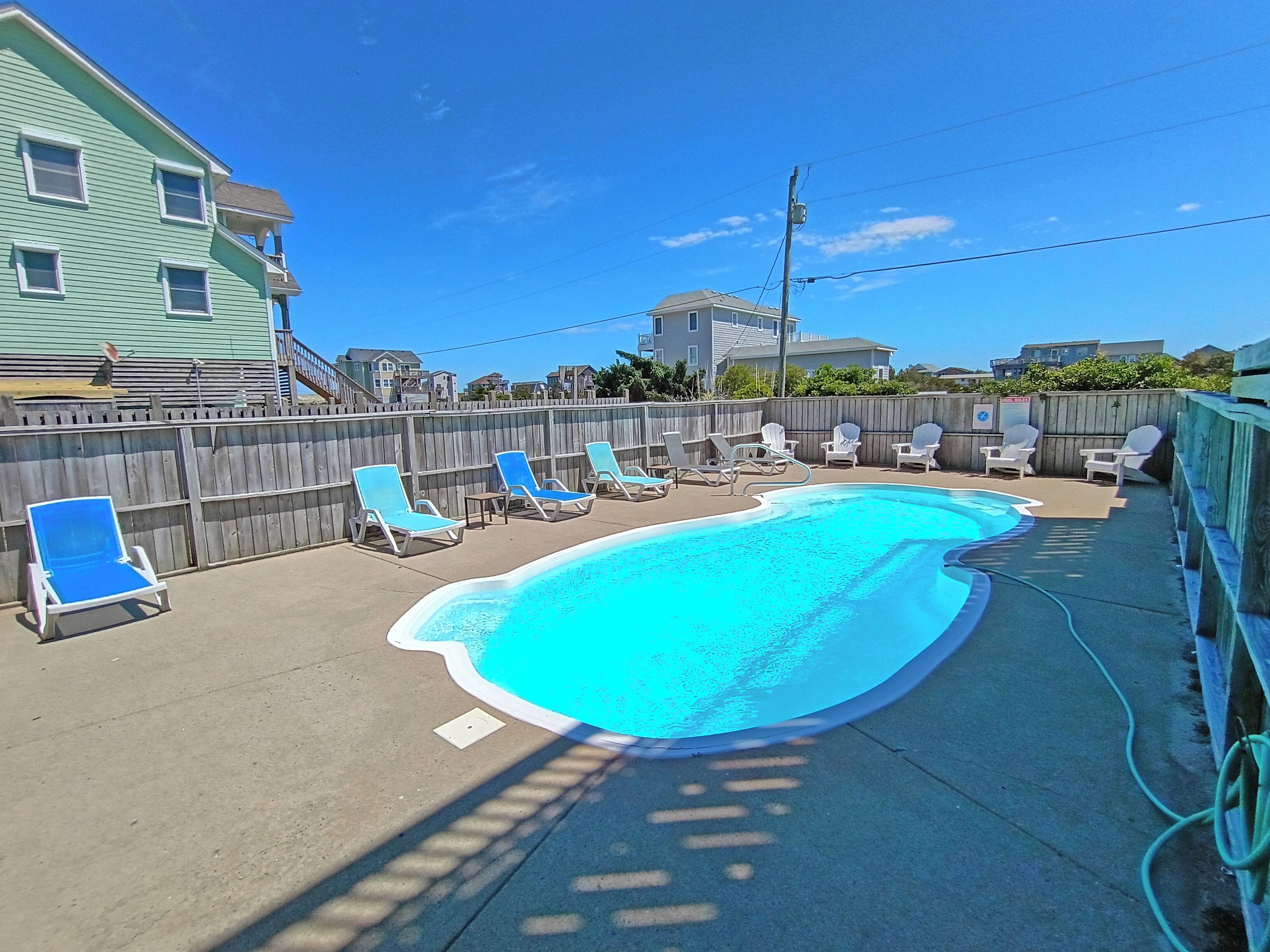 Outdoor pool, a heated pool