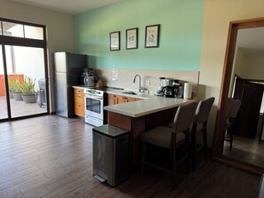 Private kitchen - Ocean side stylish 2BD Apartment overlooking Venao's lighthouse (Las Escobas del Venado)
