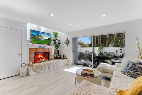 Escape to Malibu: Furnished 2BR Townhome