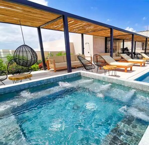 Pool - (Playa del Carmen)