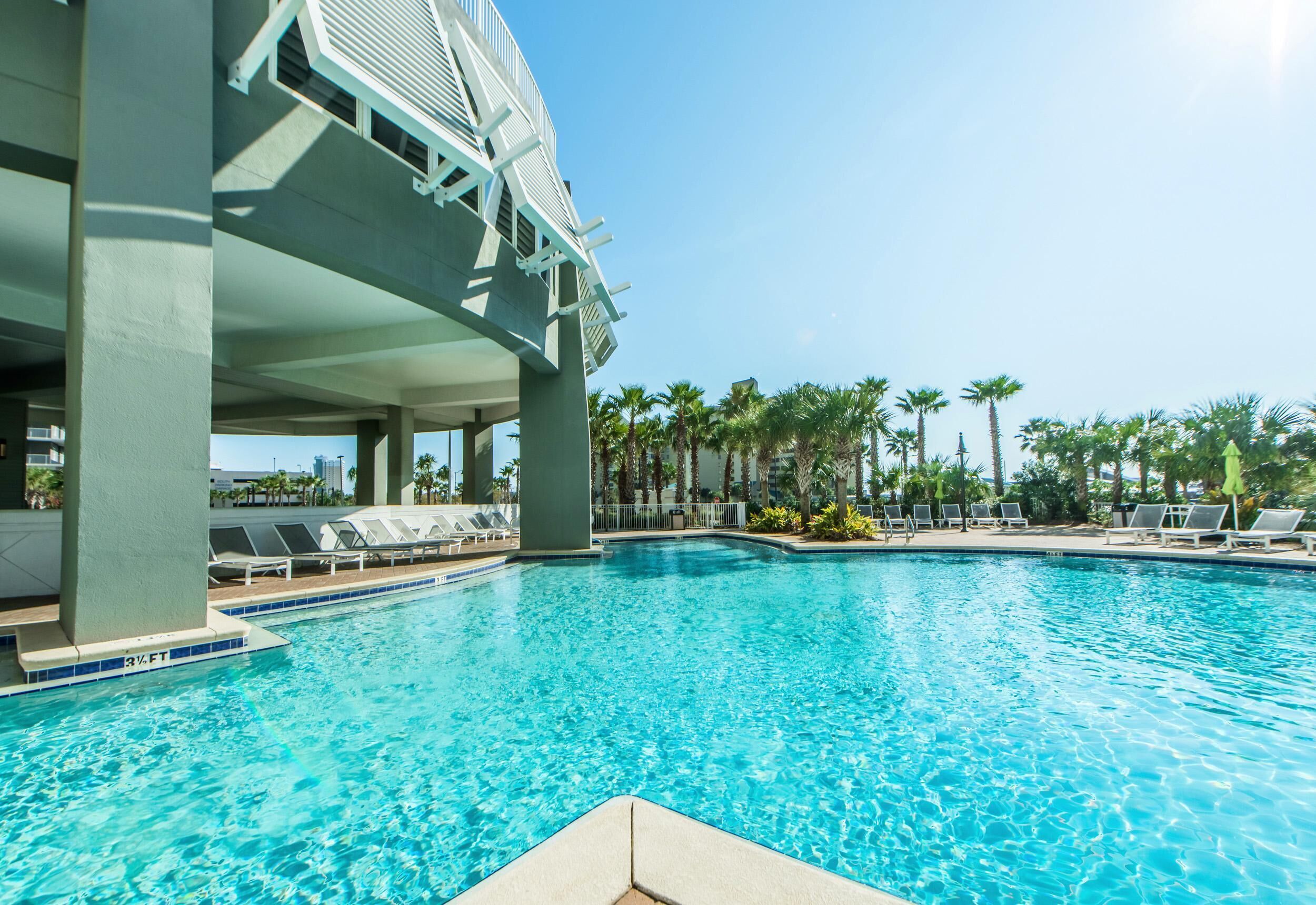 Apartment, Mehrere Betten (Laketown Wharf 1632) | Pool | Außenpool, beheizter Pool