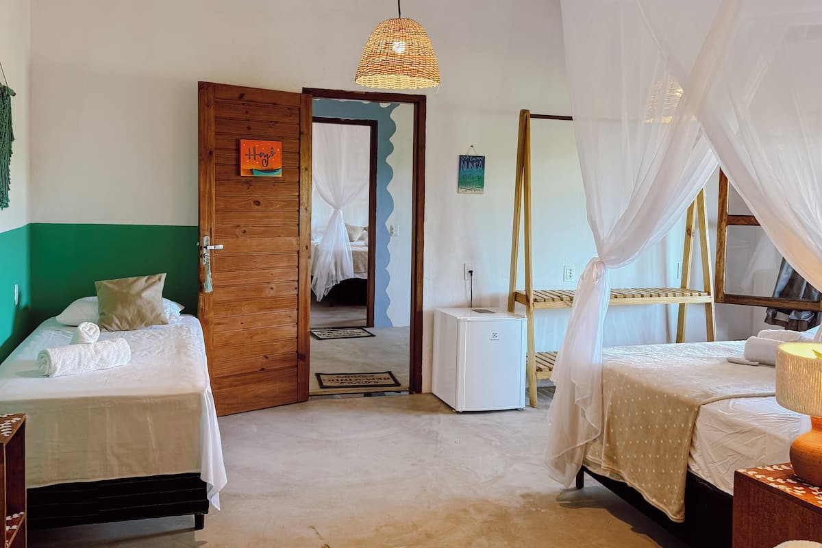 Family Room | WiFi (free), bed sheets