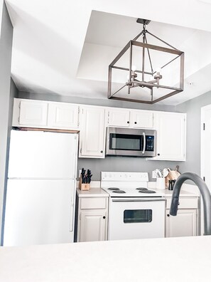 Private kitchen - Park City Mountain Views • Near Canyons Village • Hot Tub, Pool, Pets (Park City)