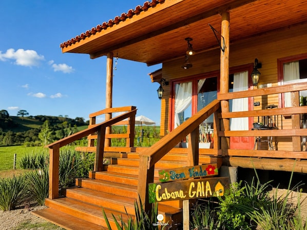 Cabana Gaia com Hidro e Piscina Aquecida - Alfredo Wagner/SC | Vista al jardín