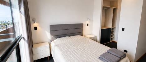 3 chambres, fer et planche à repasser, accès Internet