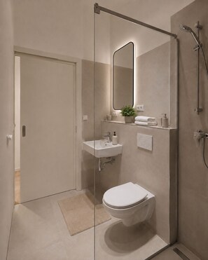 Shower, hair dryer, towels - Modern City Apartment near Wiesbaden Central Station (Wiesbaden)