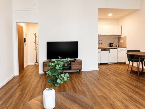 Modern City Apartment near Wiesbaden Central Station