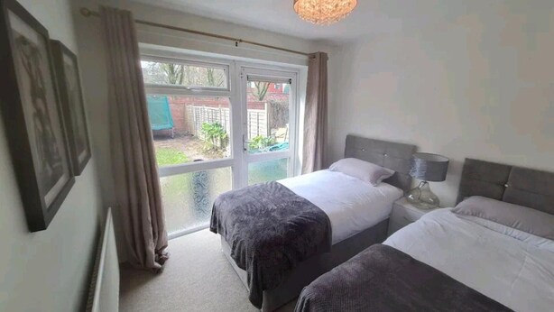 Unclassified image, 1 of 18, button - House Sleeps 8 With Garden and Parking (Wolverhampton)