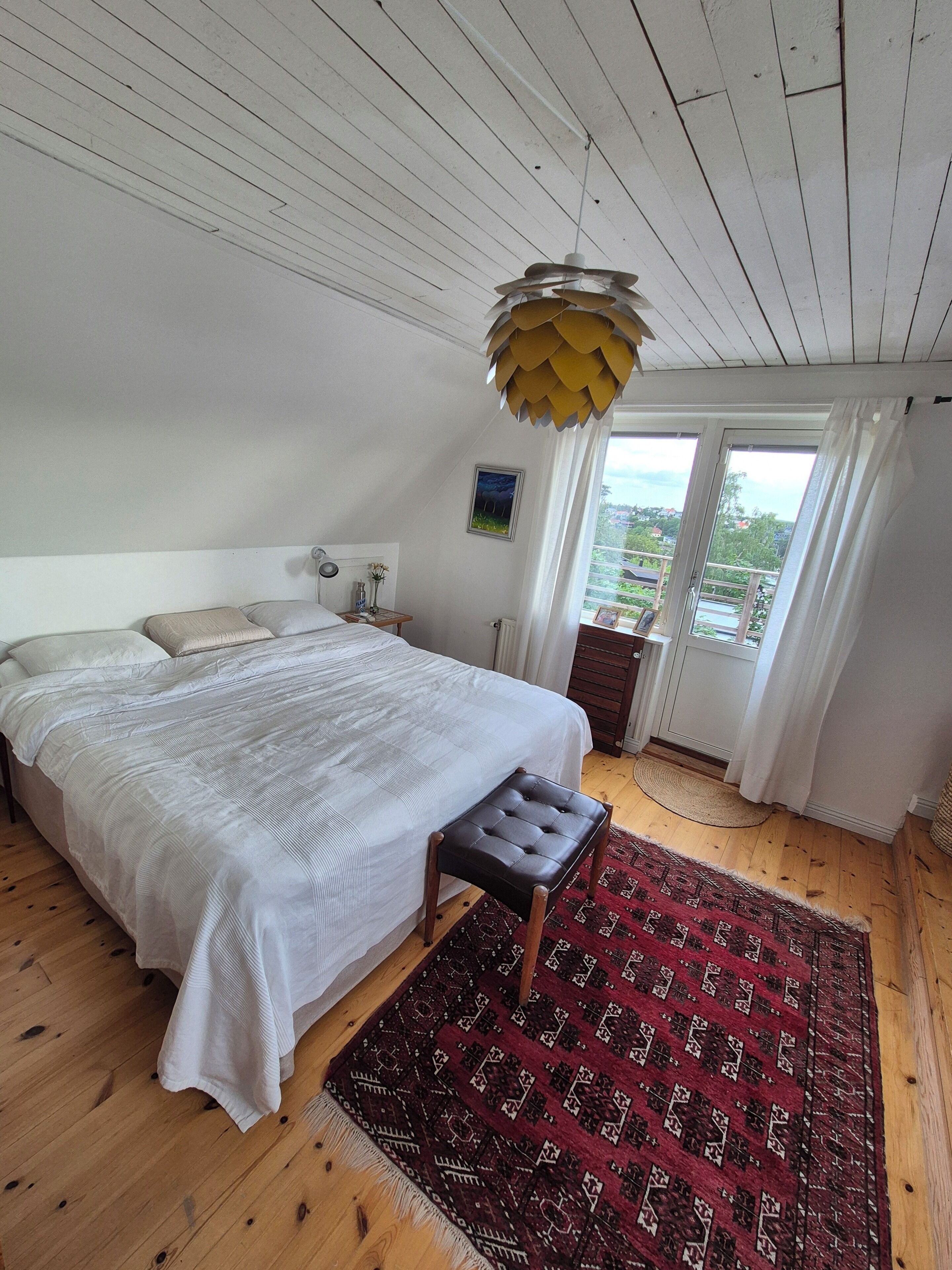 4 dormitorios, tabla de planchar con plancha, wifi y ropa de cama