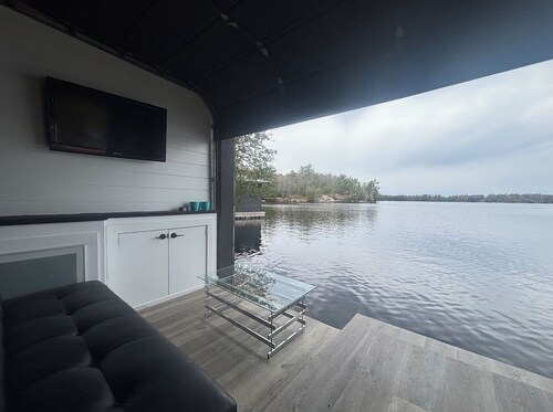 🏡 Your Private Muskoka Escape! 🌲✨