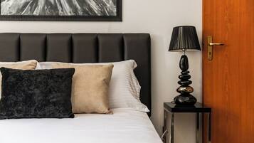 WiFi, bed sheets