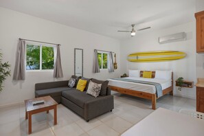 Living area - Spacious 12-bedroom resort with AC in excellent Cabarete (Cabarete)