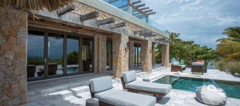 Gladden Private Island
