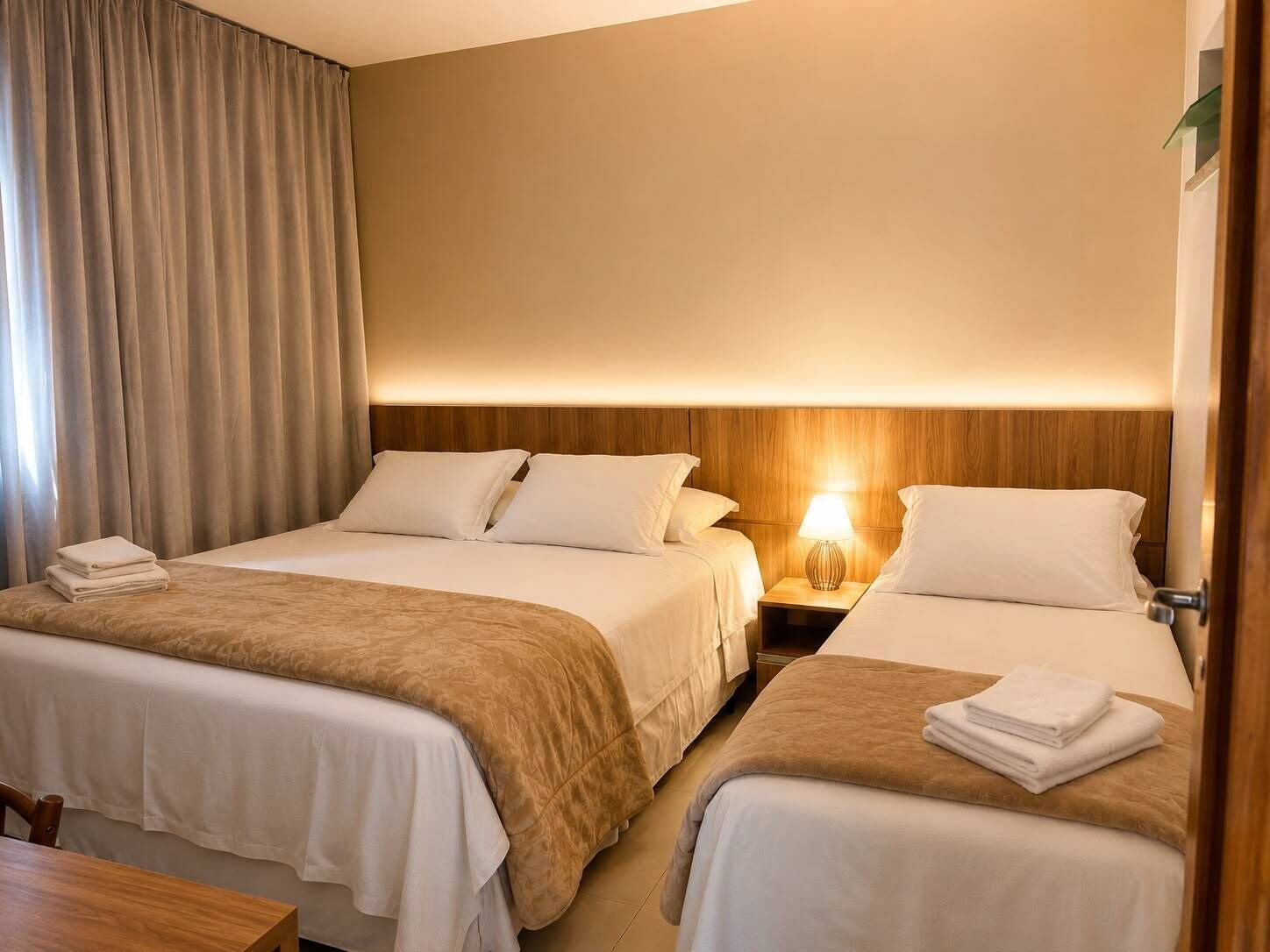 Comfort Triple Room | Desk, laptop workspace, free WiFi