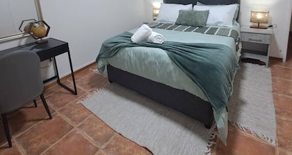 Cozy self-catering apartments, 1 & 2 bedrooms, fully equipped kitchens. Book now