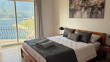 3 slaapkamers, een strijkplank/strijkijzer, gratis wifi