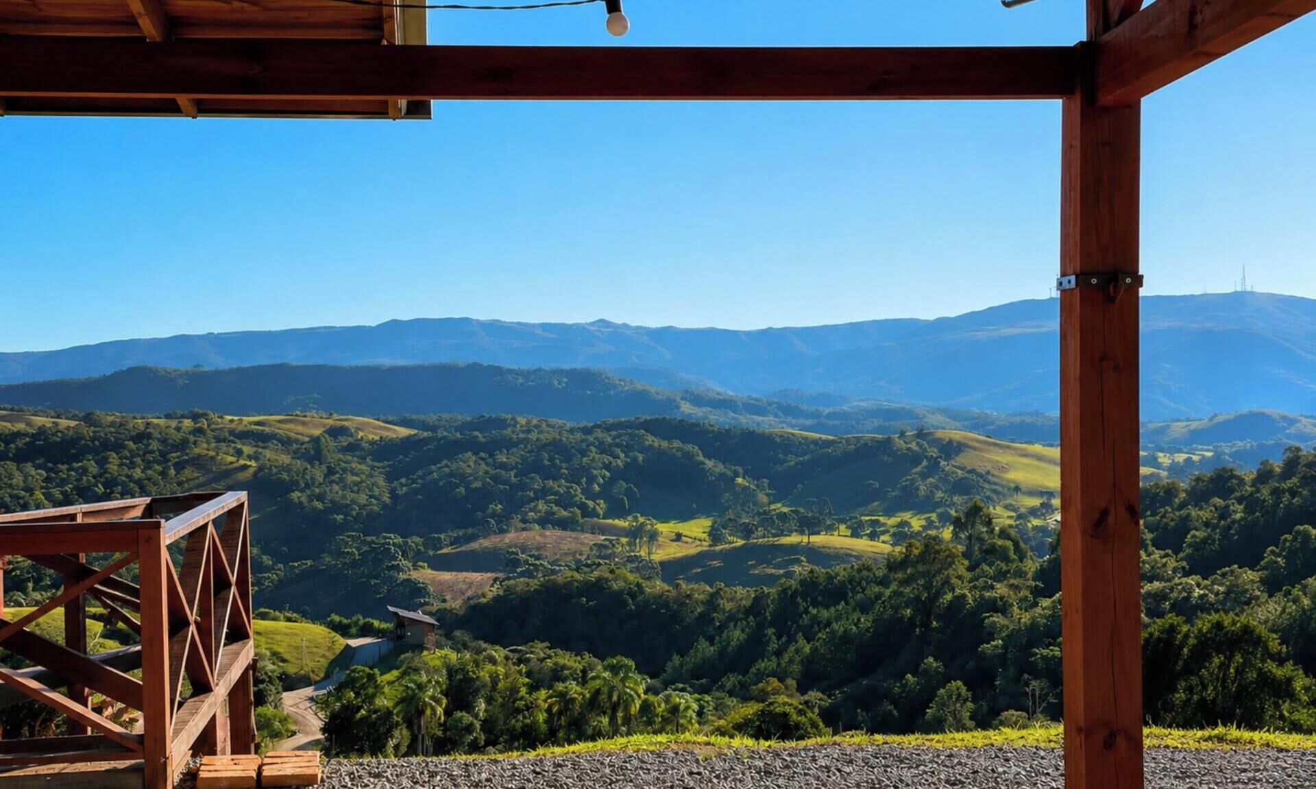 Chalet, 3 Bedrooms, Mountain View | Property grounds