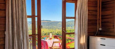 Chalet, 3 Bedrooms, Mountain View