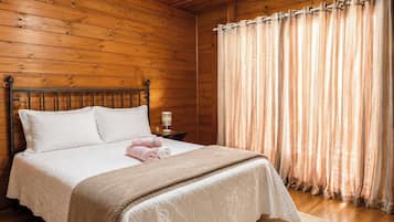 Chalet, 3 habitaciones, vista a la montaña | Ropa de cama de alta calidad, wifi gratis y decoración personalizada