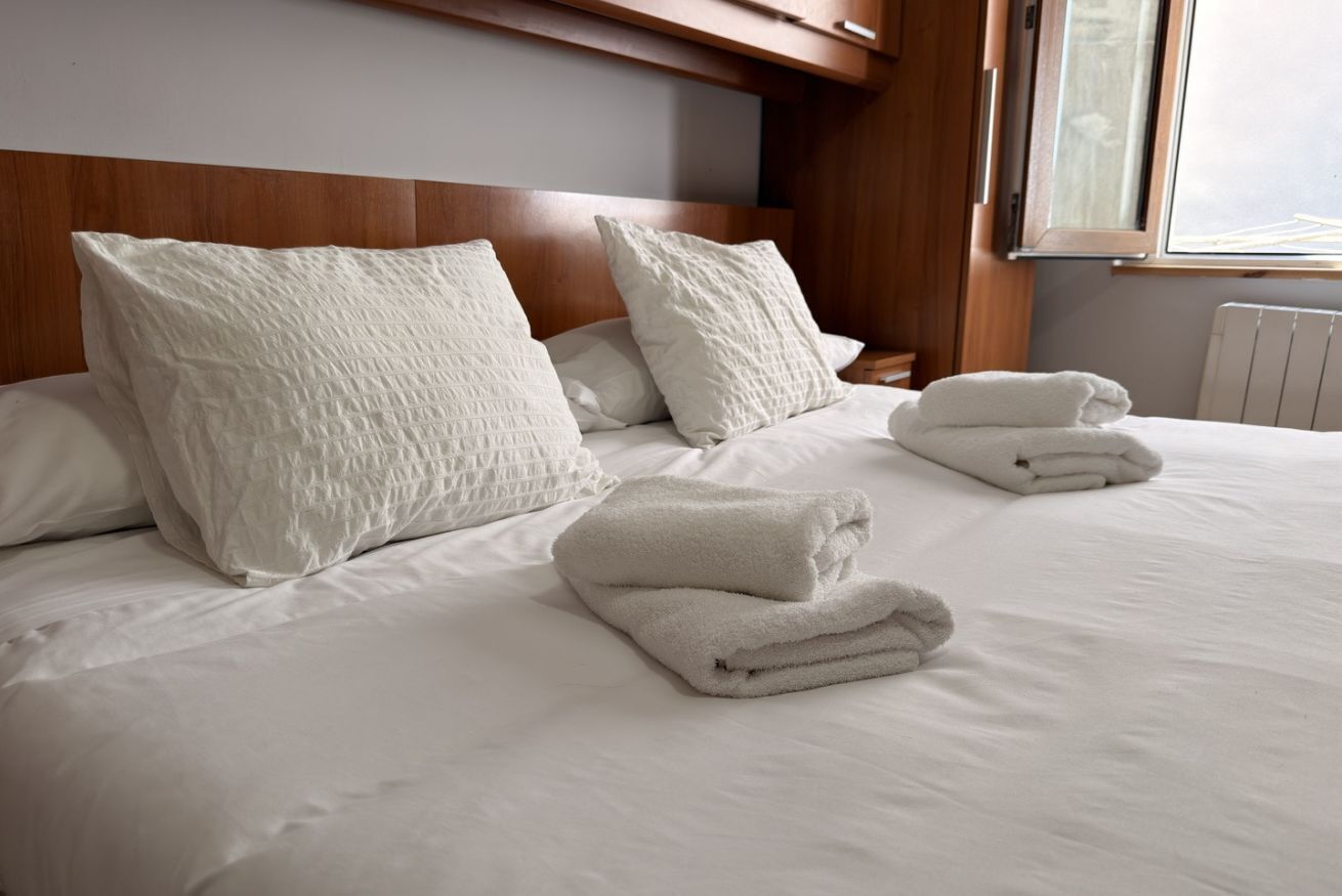 2 bedrooms, iron/ironing board