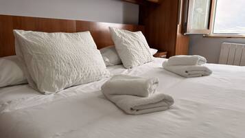 2 bedrooms, iron/ironing board