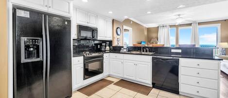 Condo, Plusieurs lits (Treasure Island 2202) | Cuisine privée