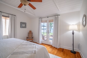 3 Schlafzimmer, Schreibtisch, Bügeleisen/Bügelbrett, kostenloses WLAN