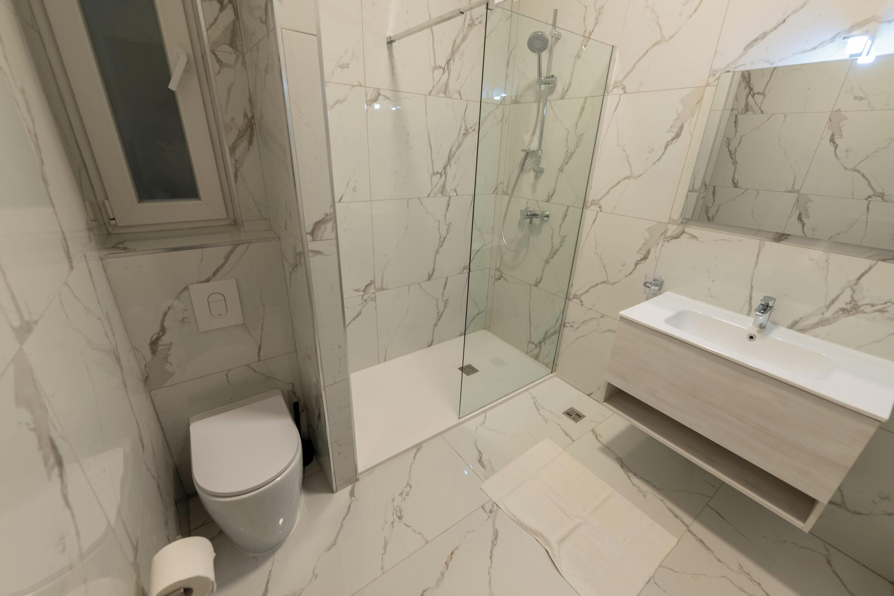 Een douche, een haardroger