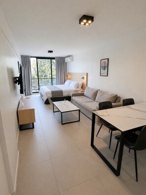 Classic Apartment, City View