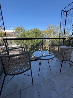 Classic Apartment, City View | Outdoor dining - CloudBA Belgrano Doho Apartments (Buenos Aires)