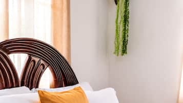 WiFi, bed sheets