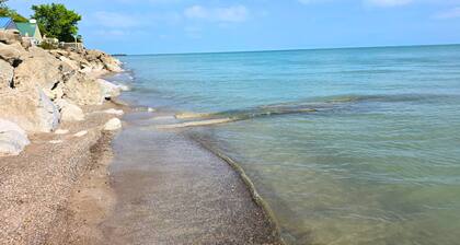 Oak Harbor Lake Erie Beach Front Cabin 3 Bedroom 1 Bathroom